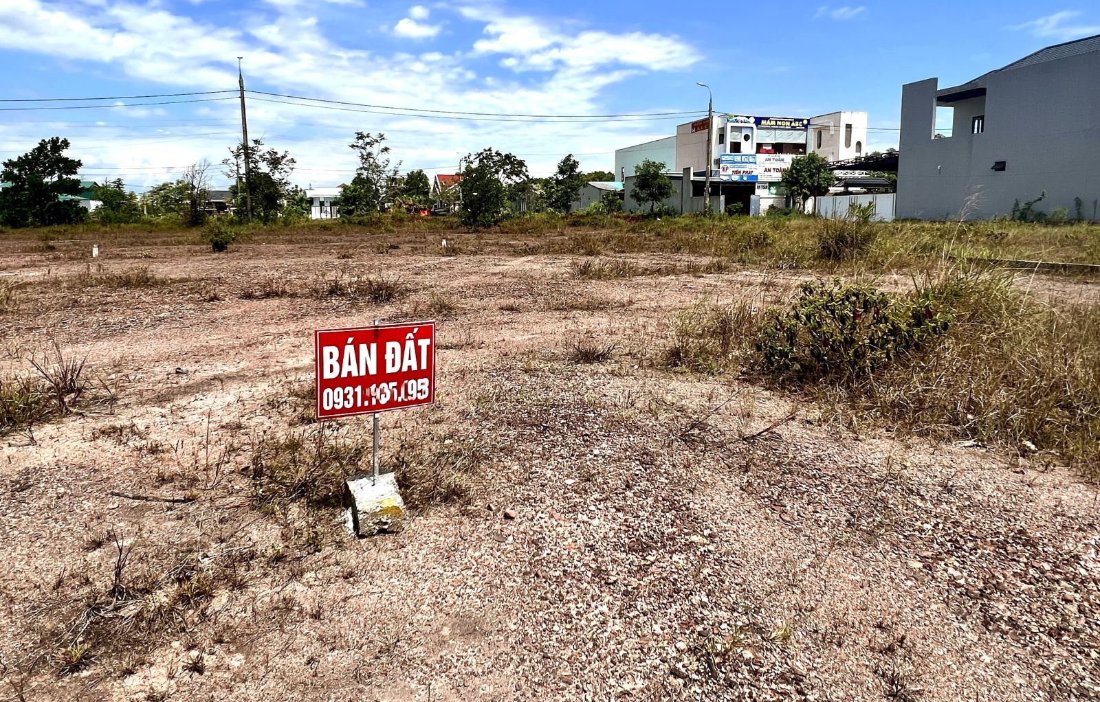 Thị trường bất động sản đang 'ấm' lại